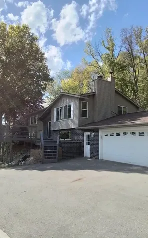 1596 Highwood Drive La Crescent MN 55947
