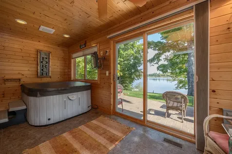 421 Goshawk Lane NW Hackensack MN 56452