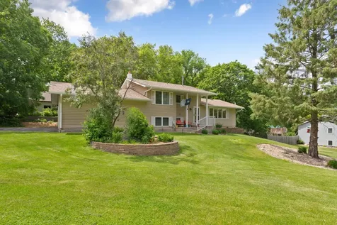 1320 11th Avenue NE Faribault MN 55021