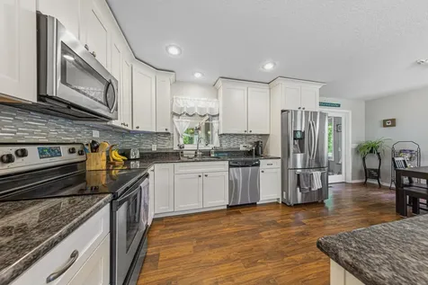 1320 11th Avenue NE Faribault MN 55021