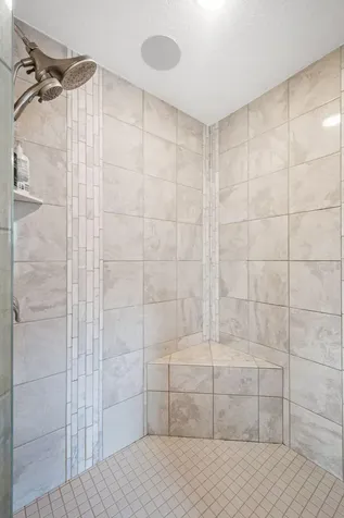 16627 Xeon Street NW Andover MN 55304