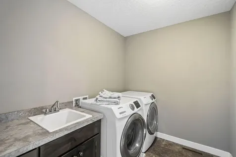 16627 Xeon Street NW Andover MN 55304