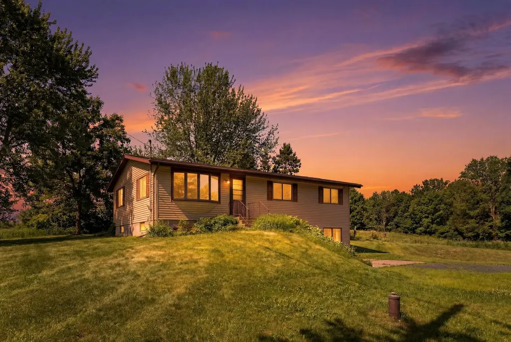 2184 35th Ave., County Road X Star Prairie WI 54026