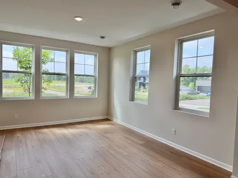906 Woodlawn Avenue Saint Paul MN 55116