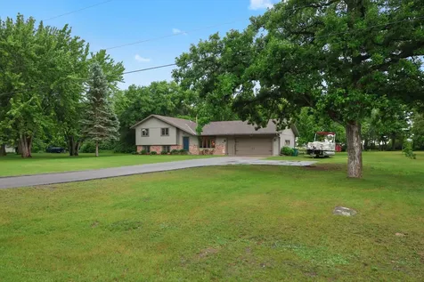 813 N Birch Street Royalton MN 56373