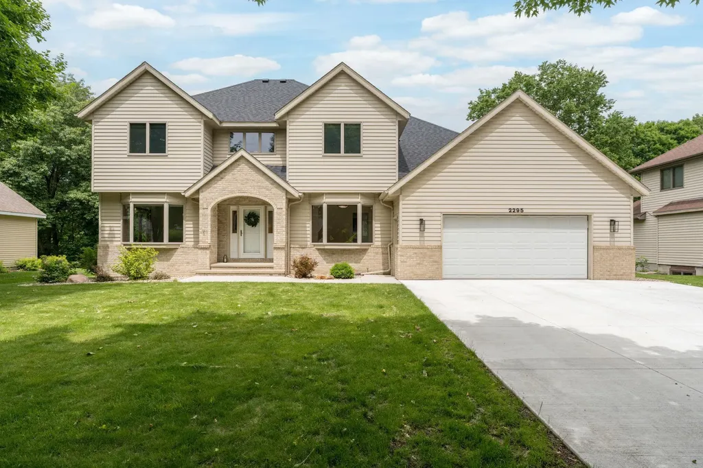 2295 Northridge Drive North Mankato MN 56003