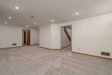 2295 Northridge Drive North Mankato MN 56003