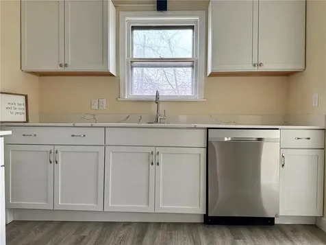 869 Lawson Avenue E Saint Paul MN 55106