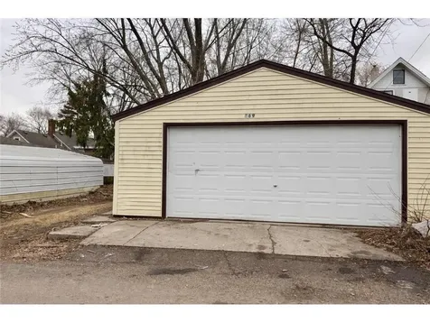 869 Lawson Avenue E Saint Paul MN 55106