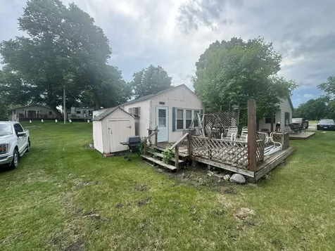 1206 E Lake Street Osakis MN 56360