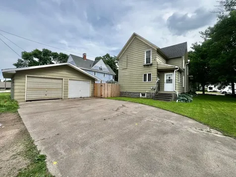 313 E 5th Street Redwood Falls MN 56283