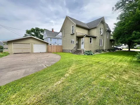 313 E 5th Street Redwood Falls MN 56283