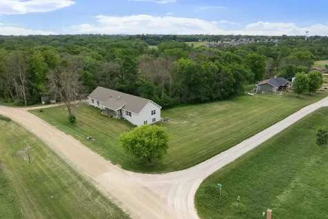 18486 625th Street Dodge Center MN 55927