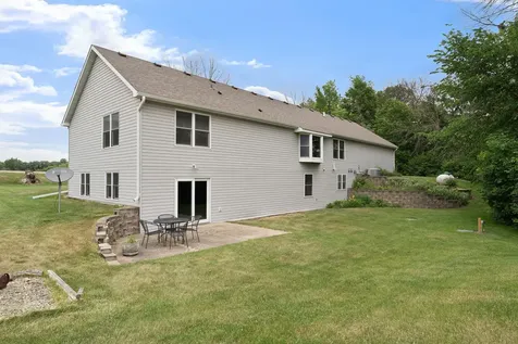 18486 625th Street Dodge Center MN 55927