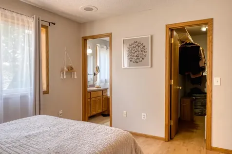 3803 Globe Flower Circle N Brooklyn Park MN 55443