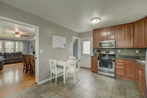 1742 Nevada Avenue E Saint Paul MN 55106