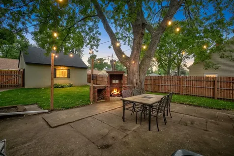 1742 Nevada Avenue E Saint Paul MN 55106