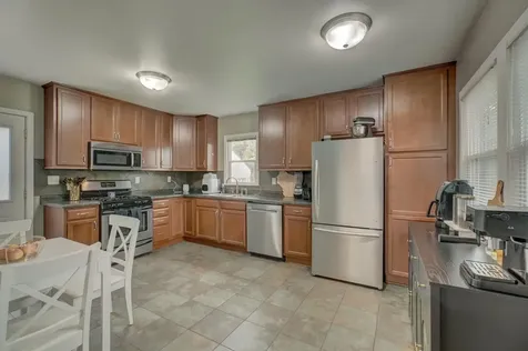 1742 Nevada Avenue E Saint Paul MN 55106