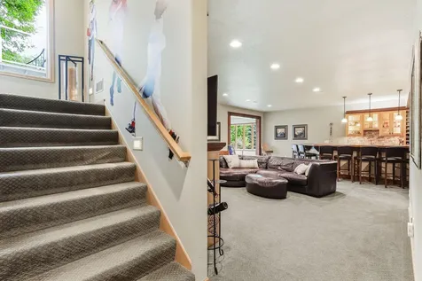 9353 Shetland Road Eden Prairie MN 55347