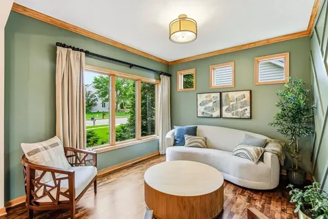 9353 Shetland Road Eden Prairie MN 55347