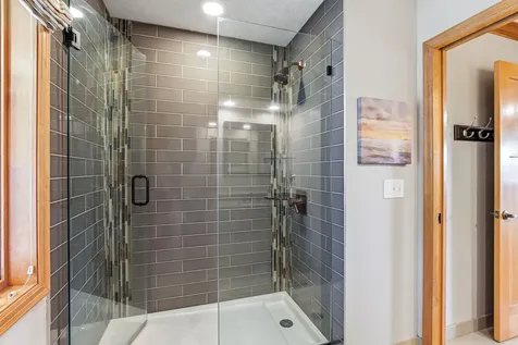 9353 Shetland Road Eden Prairie MN 55347