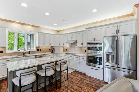 9353 Shetland Road Eden Prairie MN 55347