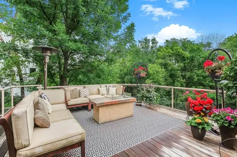 9353 Shetland Road Eden Prairie MN 55347