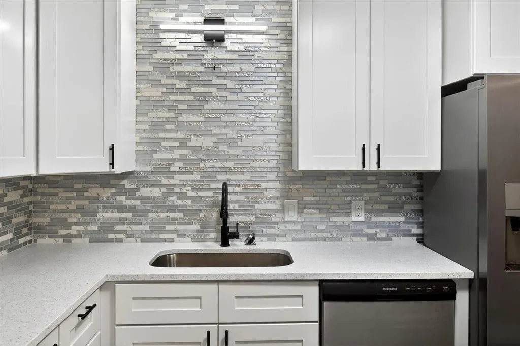 5643 Green Circle Drive Minnetonka MN 55343