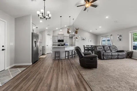 14890 Weston Circle Little Falls MN 56345