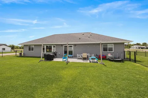 14890 Weston Circle Little Falls MN 56345