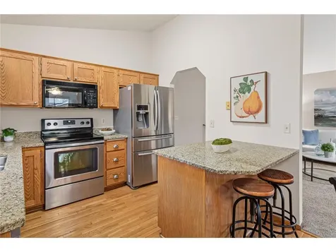 8001 Jeffery Avenue S Cottage Grove MN 55016