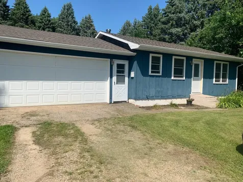 748-750 30th Avenue NW Willmar MN 56201