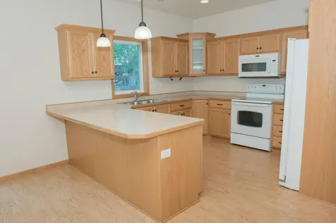 1307 2nd Street S Moorhead MN 56560