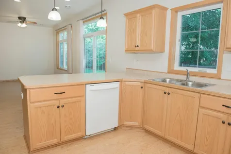 1307 2nd Street S Moorhead MN 56560