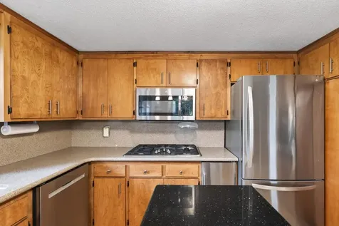 1504 Crystal Lake Road E Burnsville MN 55306