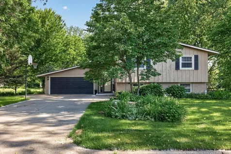 1504 Crystal Lake Road E Burnsville MN 55306