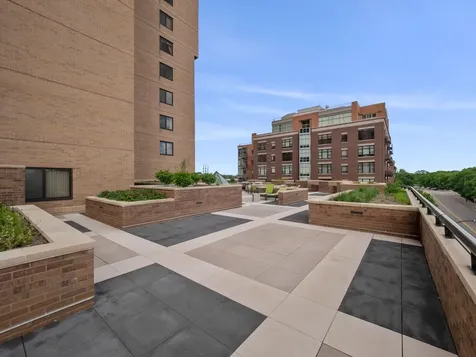 20 2nd Street NE Minneapolis MN 55413