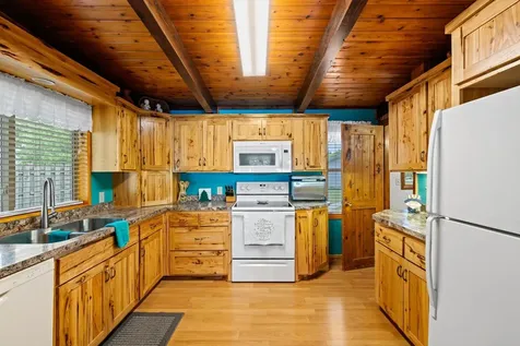 10421 Park Circle Pine City MN 55063