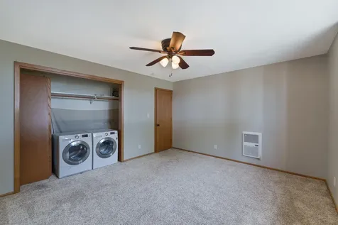 813 6th Avenue N Fargo ND 58102