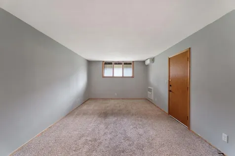 813 6th Avenue N Fargo ND 58102