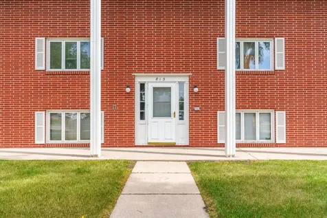 813 6th Avenue N Fargo ND 58102