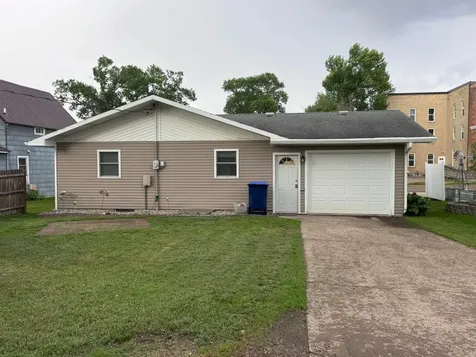 308 Oak Street Lisbon ND 58054