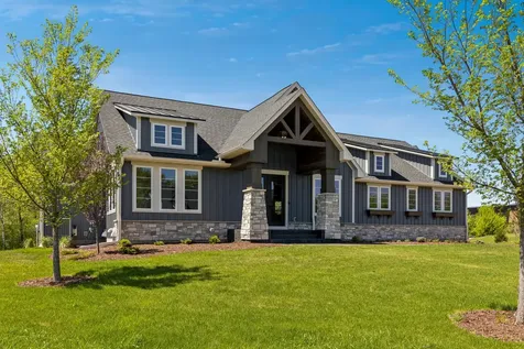 5720 57th Place N Lake Elmo MN 55042