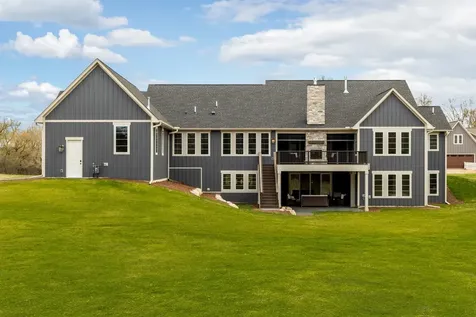 5720 57th Place N Lake Elmo MN 55042
