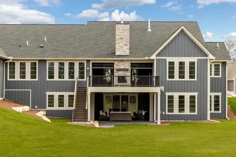 5720 57th Place N Lake Elmo MN 55042