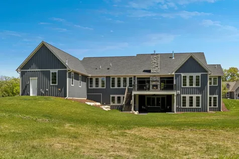 5720 57th Place N Lake Elmo MN 55042