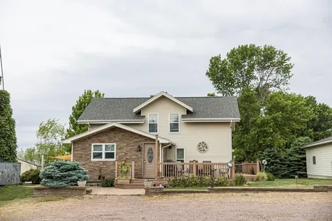 654 91st Street Beaver Creek MN 56116