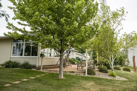 654 91st Street Beaver Creek MN 56116