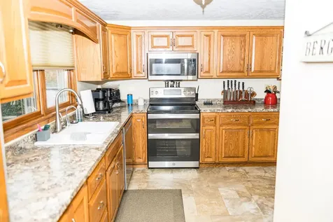 654 91st Street Beaver Creek MN 56116