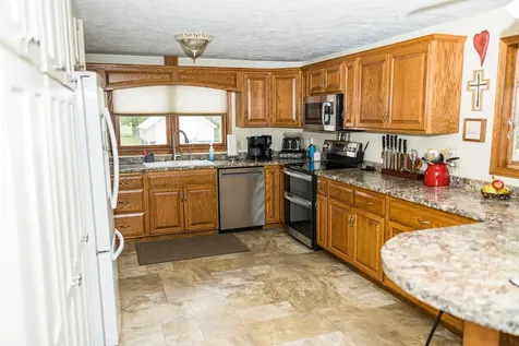 654 91st Street Beaver Creek MN 56116